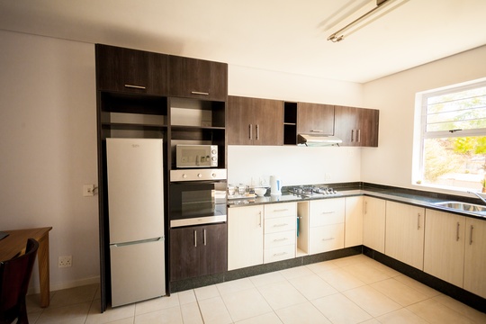 Apartments @ 125 - fully equipped kitchenette including Continental Breakfast